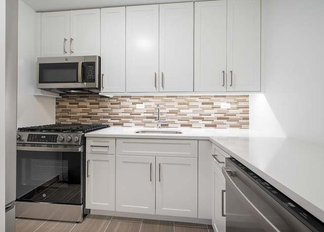 Property at 245 E 25th St Unit 10-L, New York City, NY 10010, 1 bed, 1 bath