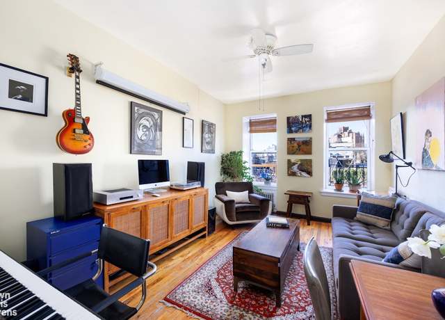 Property at 88 Charles St Unit 5D, New York City, NY 10014, 1 bed, 1 bath