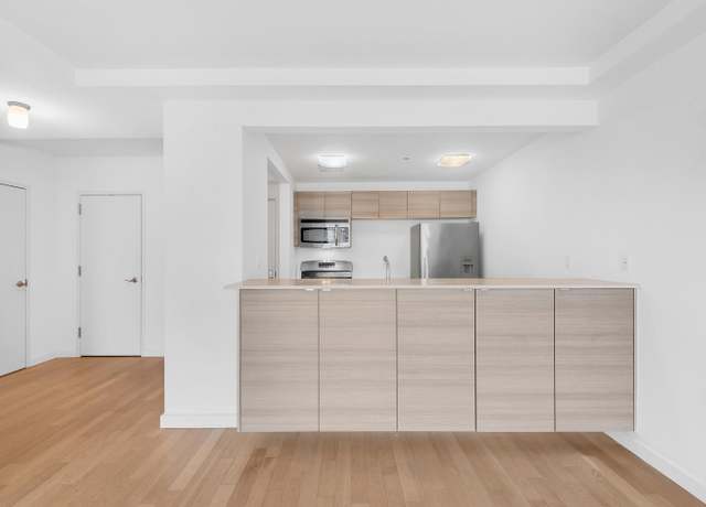 Property at 91-16 Shore Front Pkwy Unit 5E, New York City, NY 11693, 1 bed, 1 bath