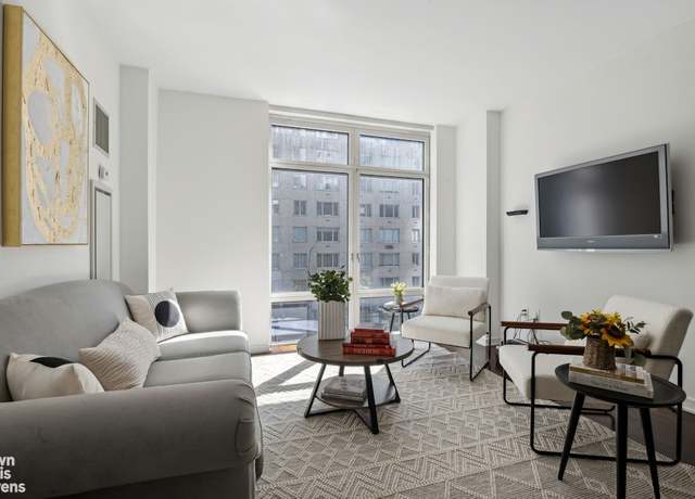 Property at 207 E 57th St Unit 4AB, New York City, NY 10022, 4 beds, 3.5 baths
