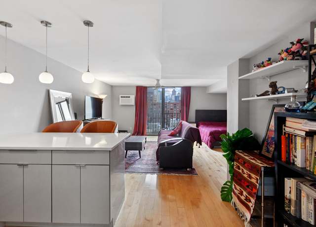 Property at 215 E 24th St #820, New York City, NY 10010, 1 bath