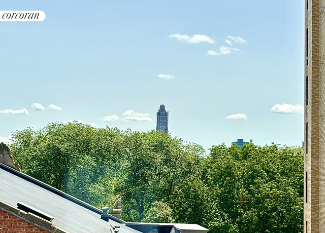 Property at 18 W 70th St Unit 8C, New York City, NY 10023, 2 beds, 2 baths