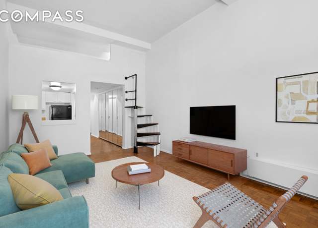 Property at 372 5th Ave Unit 5N, New York City, NY 10018, 1 bath