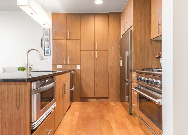 Property at 5-49 Borden Ave Unit 4-K, New York City, NY 11101, 1 bed, 1 bath