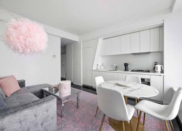 Property at 123 Washington St Unit 41H, New York City, NY 10006, 1 bed, 1 bath