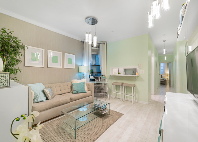 Property at 108 W 114th St Unit 4B, New York City, NY 10026, 1 bed, 1 bath