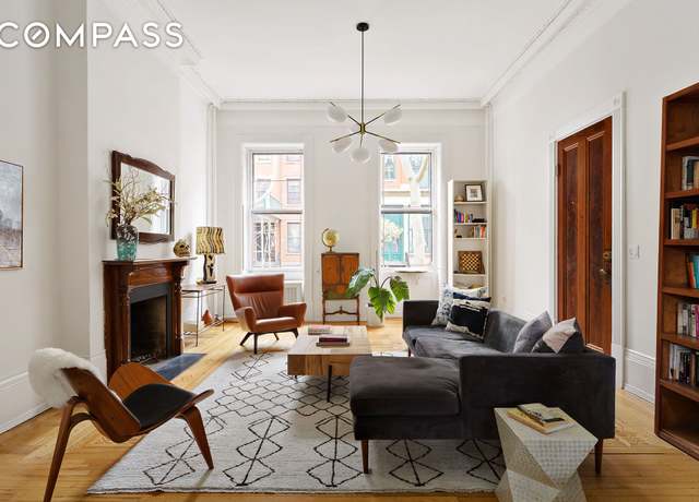 Property at 120 Pacific St #1, Brooklyn, NY 11201, 3 beds, 3 baths