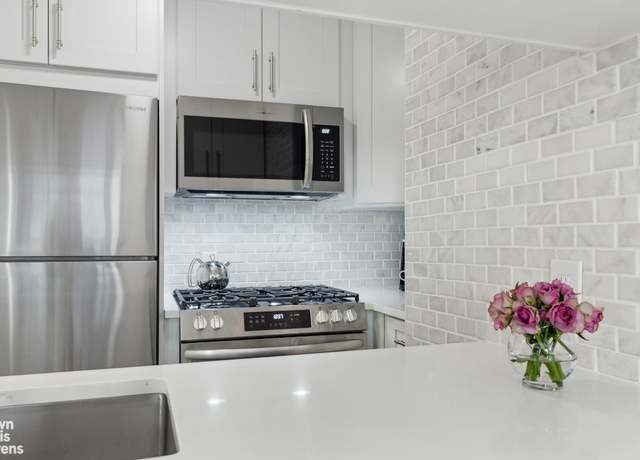 Property at 55 Liberty St Unit 17C, New York City, NY 10005, 1 bed, 1 bath