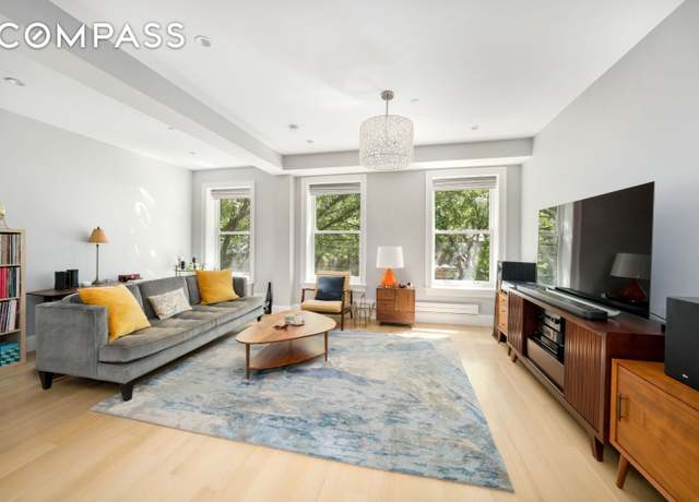 Property at 215 Lafayette Ave Unit C, Brooklyn, NY 11238, 3 beds, 2.5 baths