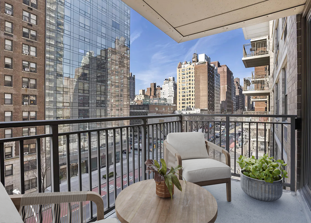 Property at 301 E 79th St Unit 5P, New York City, NY 10075, 1 bed, 1 bath