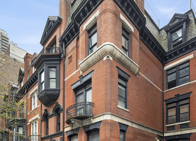 Property at 146 E 89th St, New York City, NY 10128, 10 beds, 7 baths