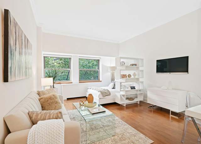 Property at 350 E 82nd St Unit 2-G, New York City, NY 10028, 1 bath