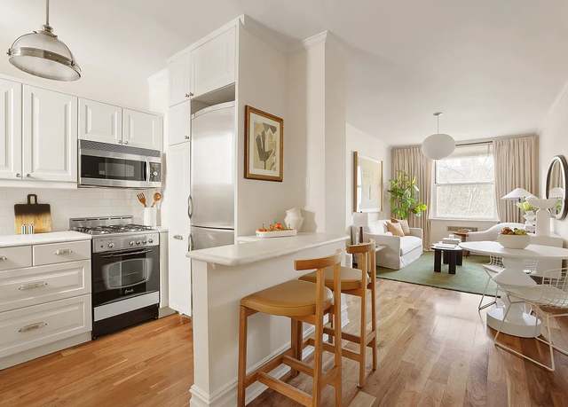 Property at 45 W 11th St Unit 5A, New York City, NY 10011, 2 beds, 1 bath