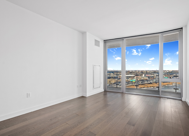 Property at 131-05 40th Rd Unit 11H, New York City, NY 11354, 1 bed, 1 bath