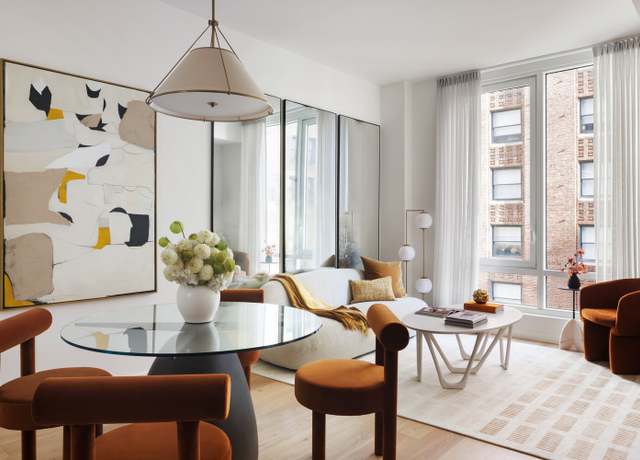 Property at 135 E 47th St Unit 21A, New York City, NY 10017, 1 bed, 1 bath