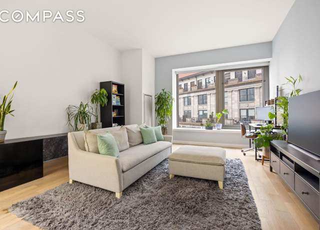 Property at 75 Wall St Unit 25K, New York City, NY 10005, 1 bed, 1.5 baths