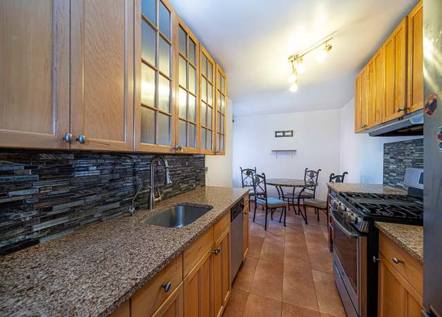 Property at 1717 E 18th St Unit 4F, Brooklyn, NY 11229, 1 bed, 1 bath