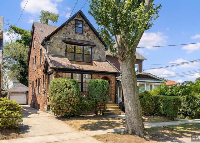 Property at 110-06 209th Pl, New York City, NY 11429, 5 beds, 3.5 baths