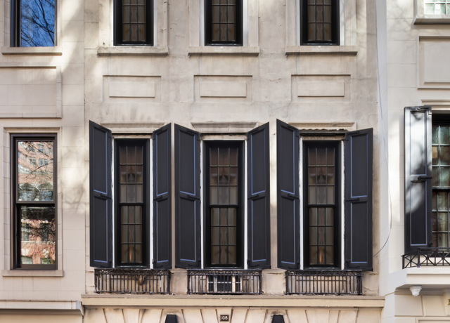 Property at 108 E 78th St, New York City, NY 10075, 4 beds, 4.5 baths