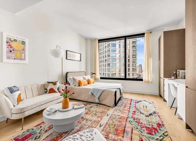Property at 45-30 Pearson St Unit 19E, New York City, NY 11101, 1 bath