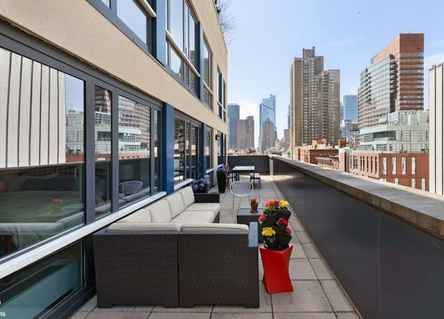 Property at 454 W 54th St Unit 7A, New York City, NY 10019, 3 beds, 3.5 baths