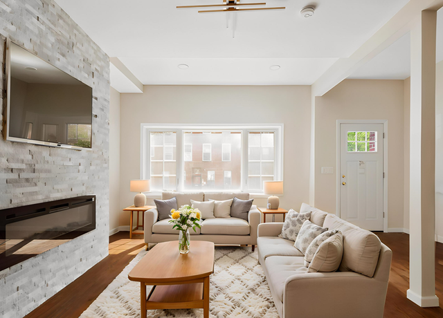 Property at 71 16th St, Brooklyn, NY 11215, 6 beds, 4 baths