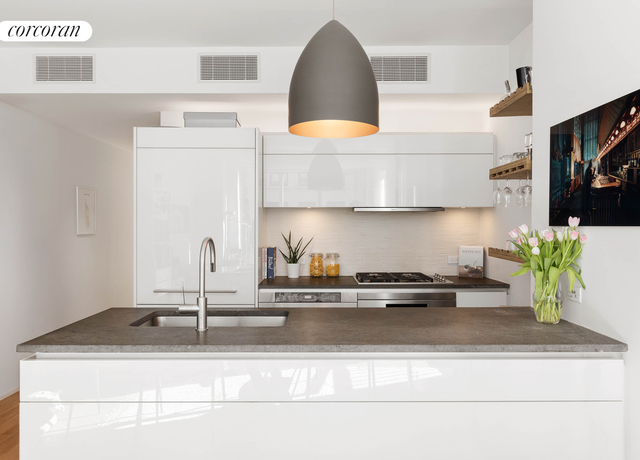 Property at 241 5th Ave Unit 10B, New York City, NY 10016, 3 beds, 2.5 baths
