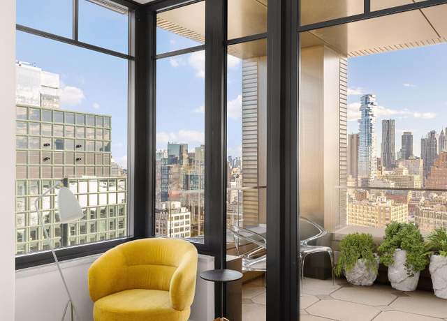 Property at 110 Charlton St Ph -29C, New York City, NY 10014, 2 beds, 2.5 baths