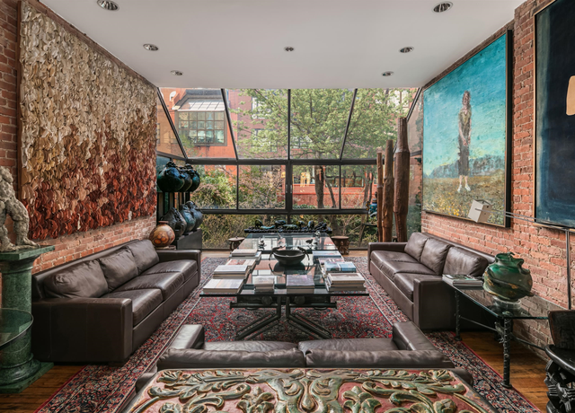Property at 178 E 75th St, New York City, NY 10021, 5 beds, 5.5 baths