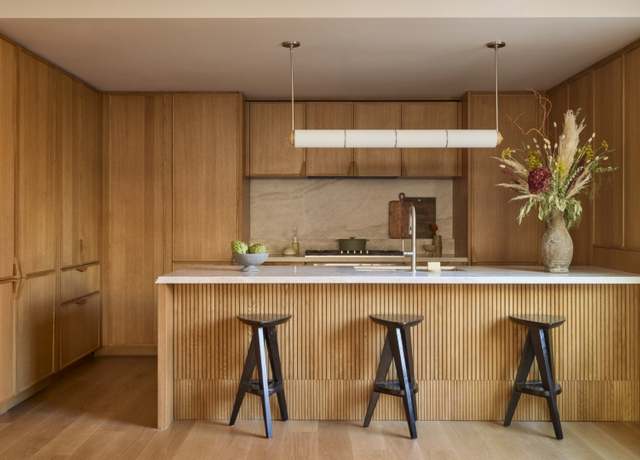 Property at 323 Bergen St Unit 317E, Brooklyn, NY 11217, 3 beds, 2.5 baths
