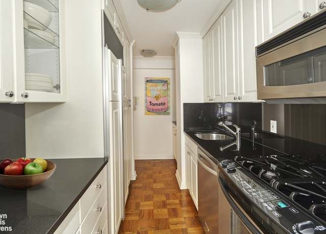 Property at 1025 5th Ave Unit 4G/N, New York City, NY 10028, 2 beds, 2 baths