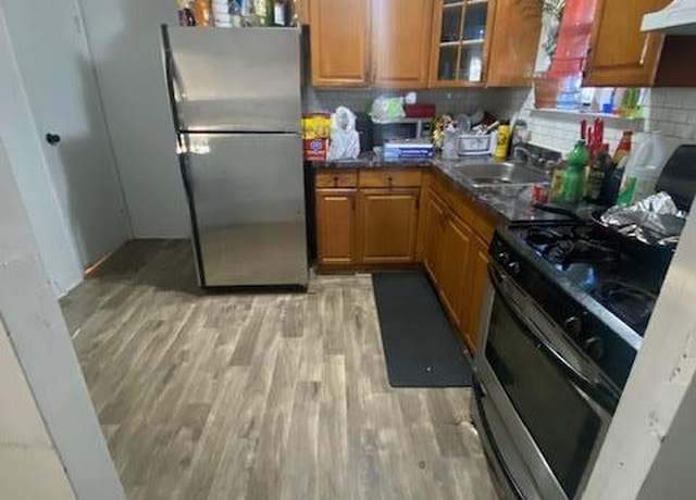Property at 385 Van Siclen Ave, Brooklyn, NY 11207, 3 beds, 2.5 baths