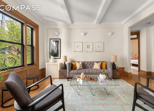 Property at 35 W 82nd St Unit 4C, New York City, NY 10024, 2 beds, 1 bath
