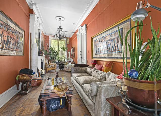 Property at 211 W 131st St, New York City, NY 10027, 4 beds, 3.5 baths