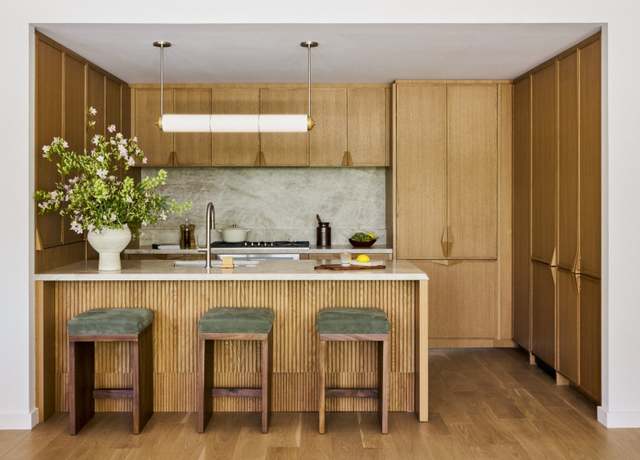 Property at 323 Bergen St Unit 207W, Brooklyn, NY 11217, 3 beds, 2.5 baths