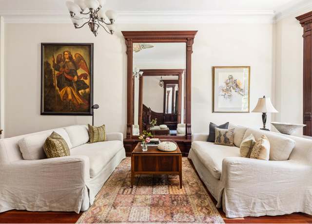Property at 208 Garfield Pl, Brooklyn, NY 11215, 5 beds, 3 baths
