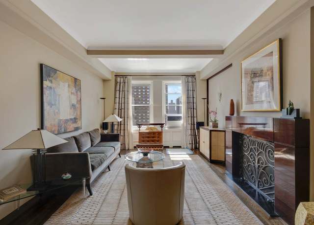 Property at 139 E 94th St Unit 11CD, New York City, NY 10128, 4 beds, 2.5 baths