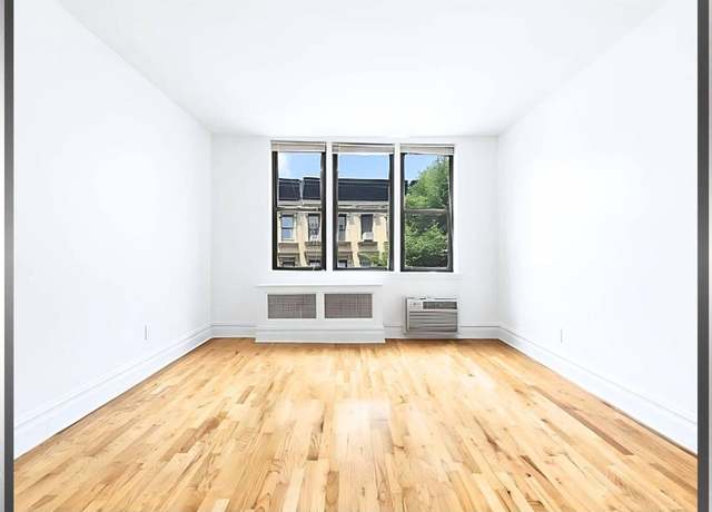 Property at 1628 2nd Ave Unit 2B, New York City, NY 10028, 1 bath