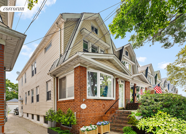 Property at 2125 Ryder St, Brooklyn, NY 11234, 4 beds, 2.5 baths