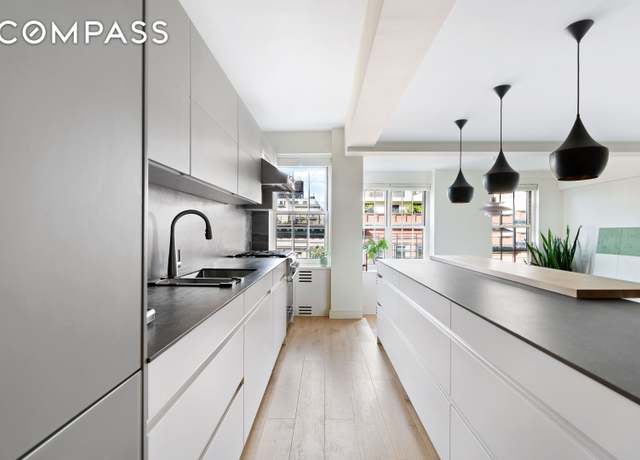 Property at 320 W 76th St Unit 7DE, New York City, NY 10023, 2 beds, 2 baths