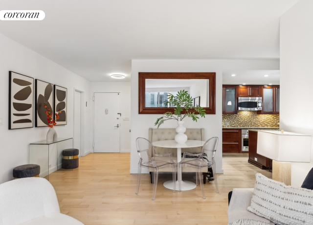 Property at 61 W 62nd St Unit 8CB, New York City, NY 10023, 3 beds, 2 baths