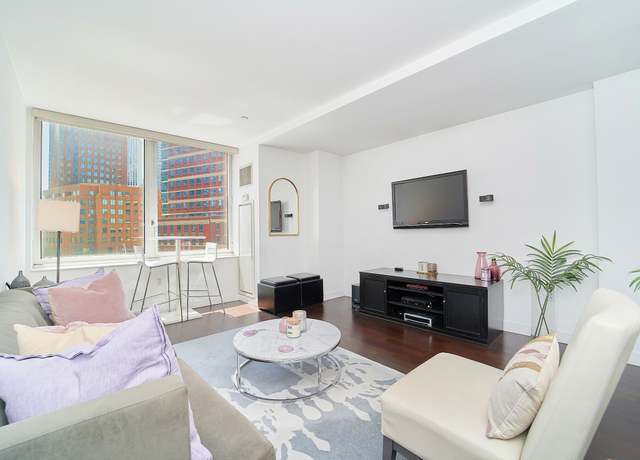 Property at 306 Gold St Unit 8G, Brooklyn, NY 11201, 1 bath
