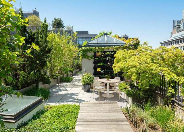 Property at 286 Spring St, New York City, NY 10013, 4 beds, 4.5 baths