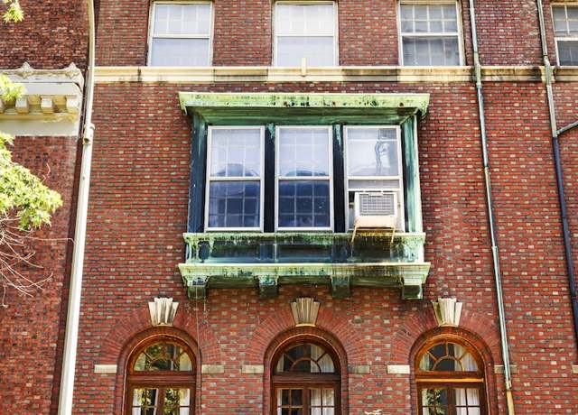 Property at 315 W 92nd St, New York City, NY 10025, 8 beds, 9.5 baths