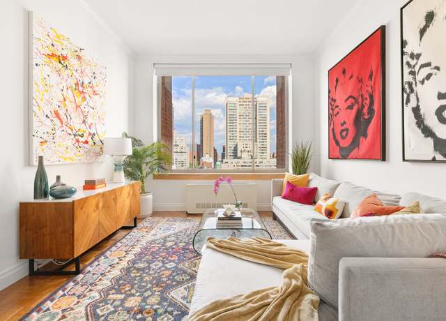 Property at 350 E 82nd St Unit 12D, New York City, NY 10028, 2 beds, 2 baths