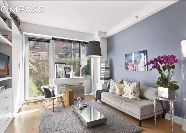 Property at 505 W 47th St Unit 1DS, New York City, NY 10036, 1 bath