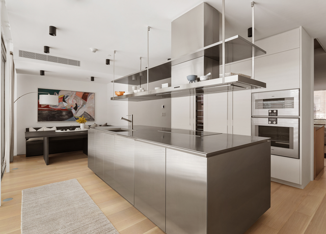 Property at 217 W 20th St, New York City, NY 10011, 6 beds, 7.5 baths