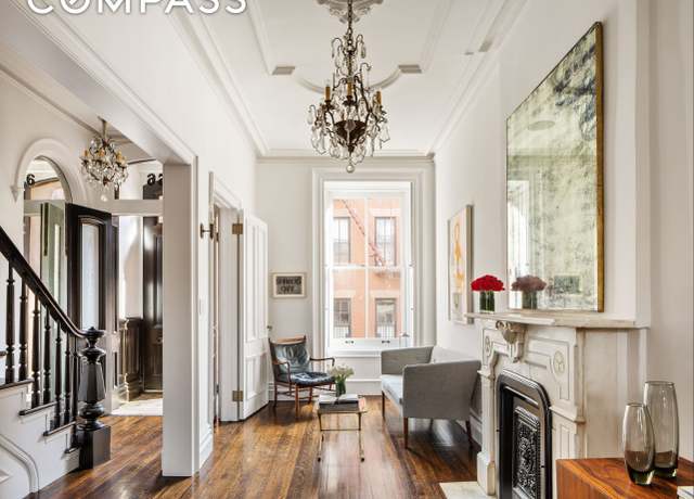 Property at 256 W 4th St, New York City, NY 10014, 3 beds, 3 baths