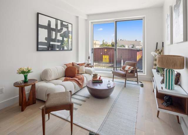 Property at 424 Evergreen Ave #2, Brooklyn, NY 11221, 2 beds, 2 baths