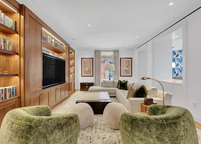 Property at 7 Harrison St Unit 3S, New York City, NY 10013, 3 beds, 3 baths
